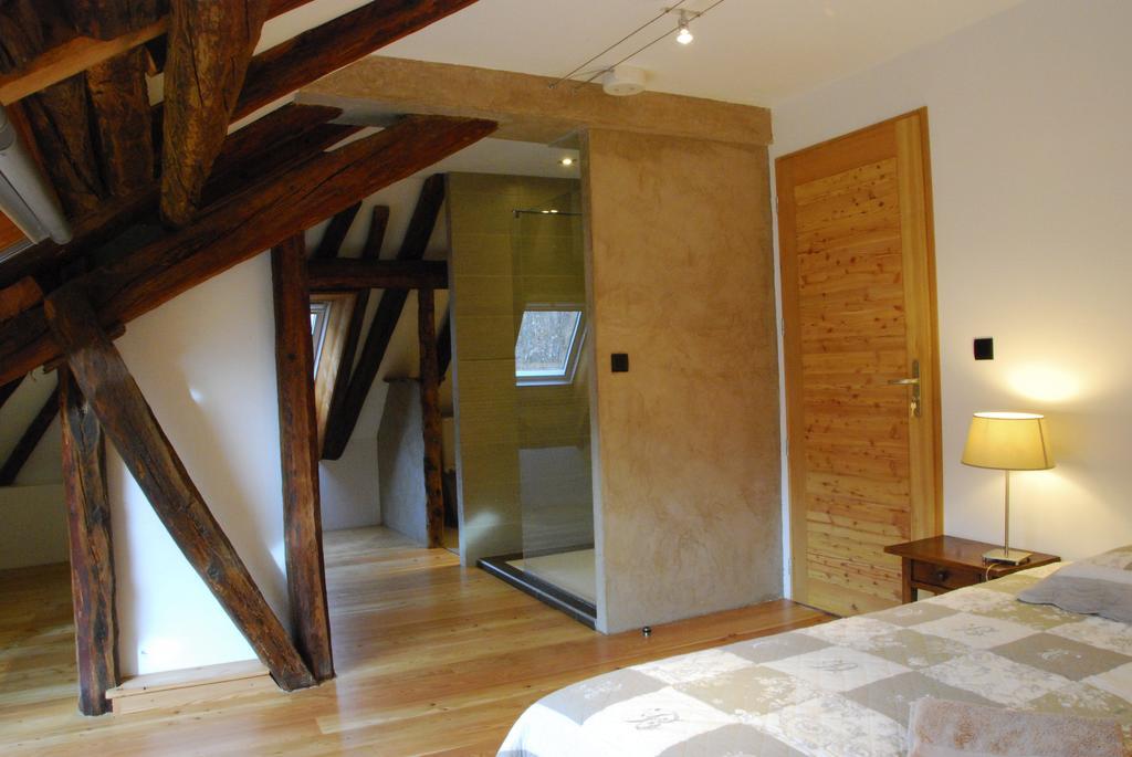 La Ferme De Beaute Bed & Breakfast Chateauroux-les-Alpes Room photo